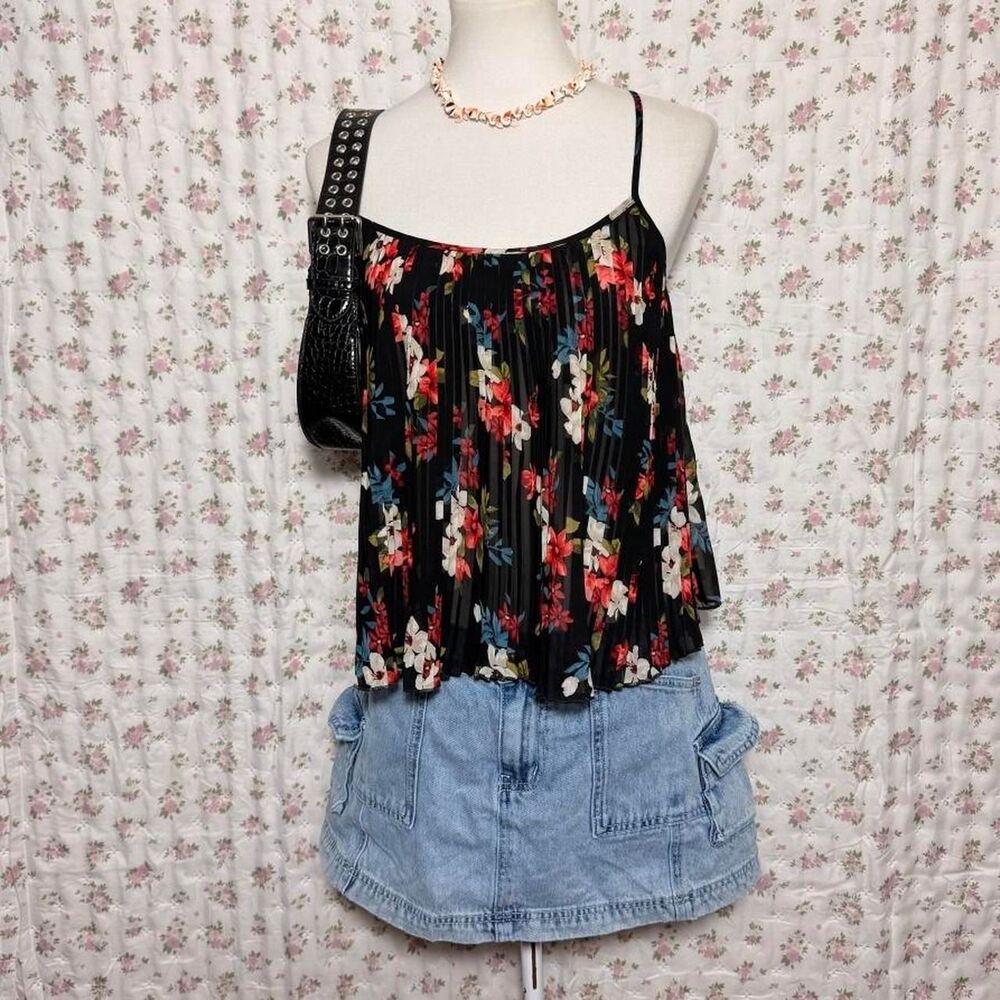 2000s Hollister Mesh Pleated Floral Top Criss Cross Back Straps Y2K